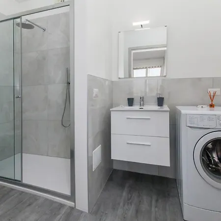 Apartman E-bicocca *