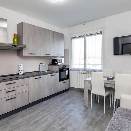 Apartment E-bicocca *